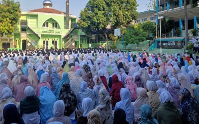 Sholat Dhuha Bersama Warnai Pagi di SMPN 12 Tangerang Selatan